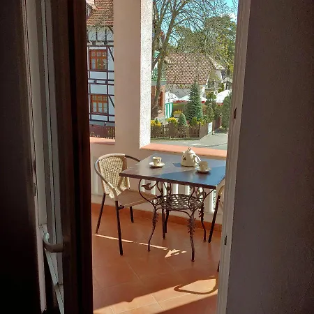 לינה וארוחת בוקר Warta