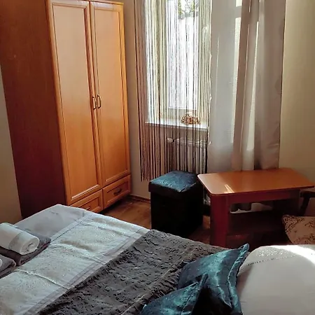 Bed and Breakfast Warta 3*