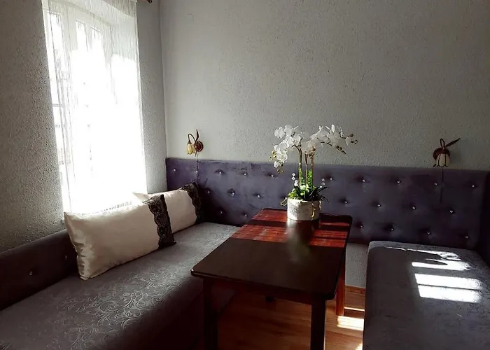 فندق مبيت وإفطار Warta