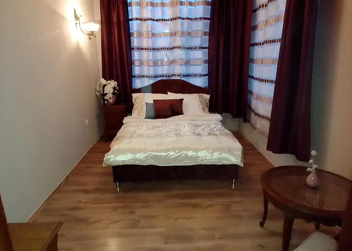 فندق مبيت وإفطار Warta 3*