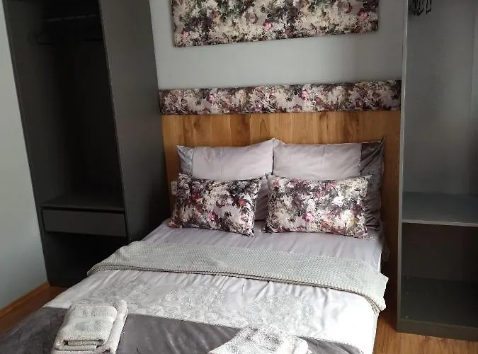 فندق مبيت وإفطار Warta